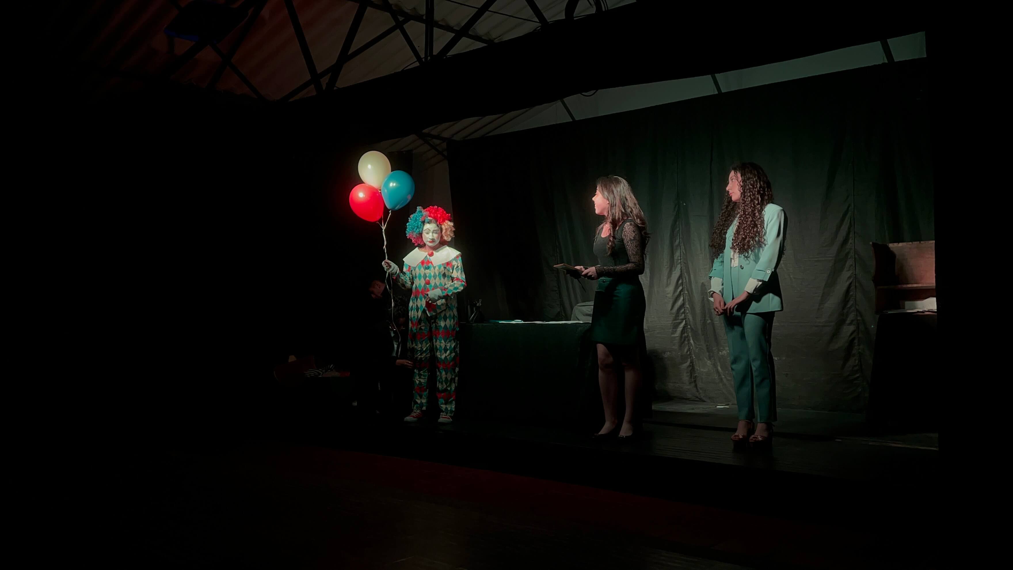 Noche de Teatro Refous